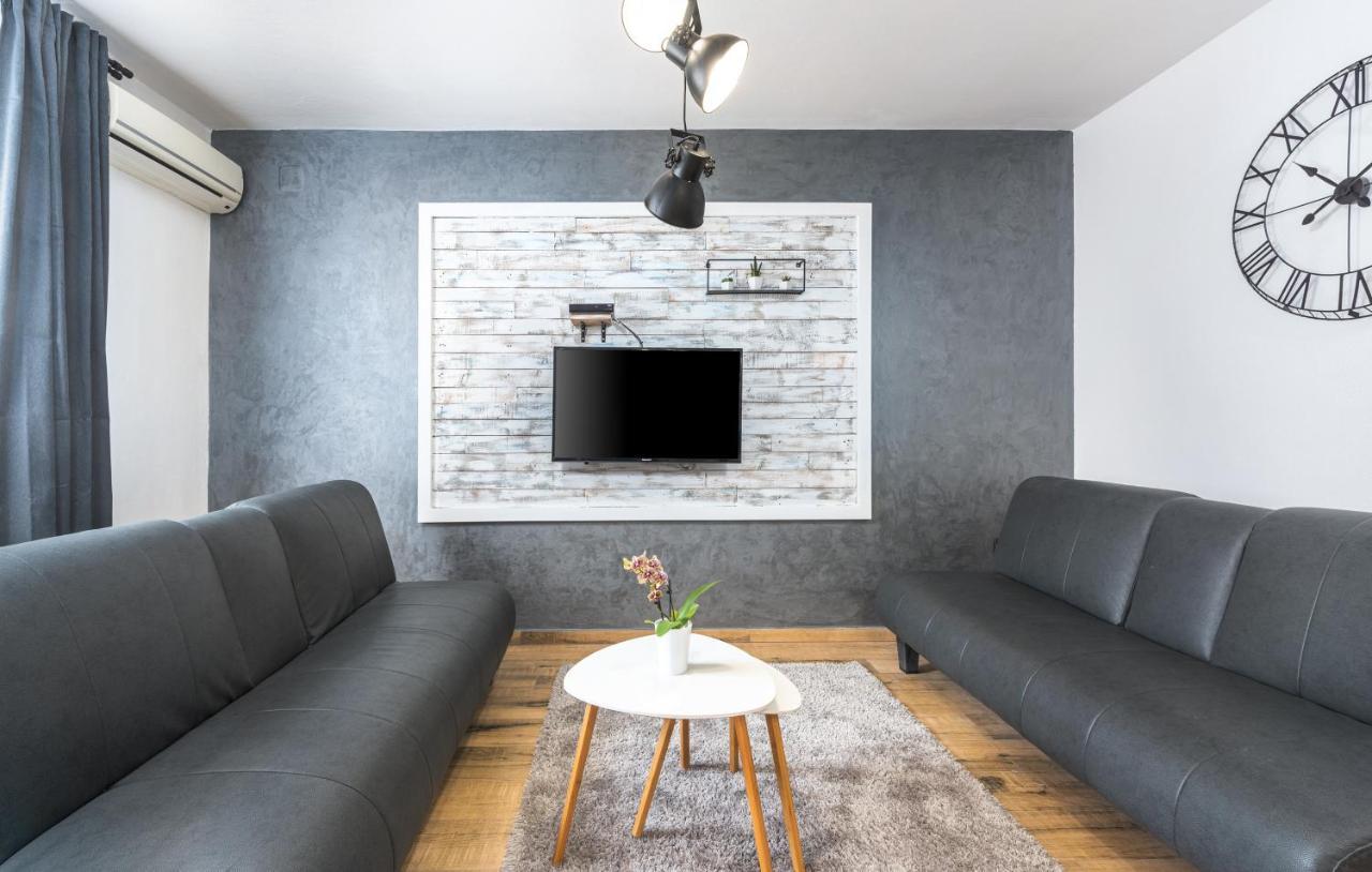 Apartments Ariana Umag Exterior photo