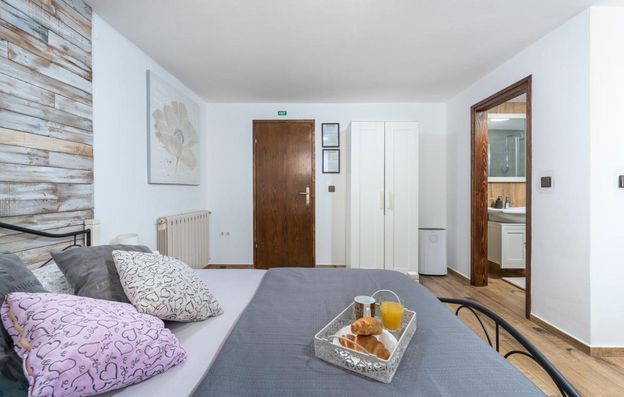 Apartments Ariana Umag Exterior photo